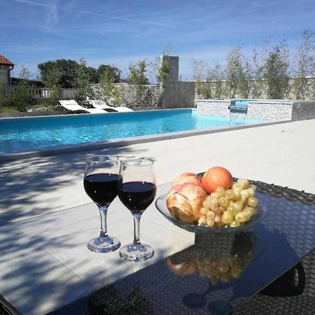 Villa Flora Maris Apartments Privlaka  Bagian luar foto