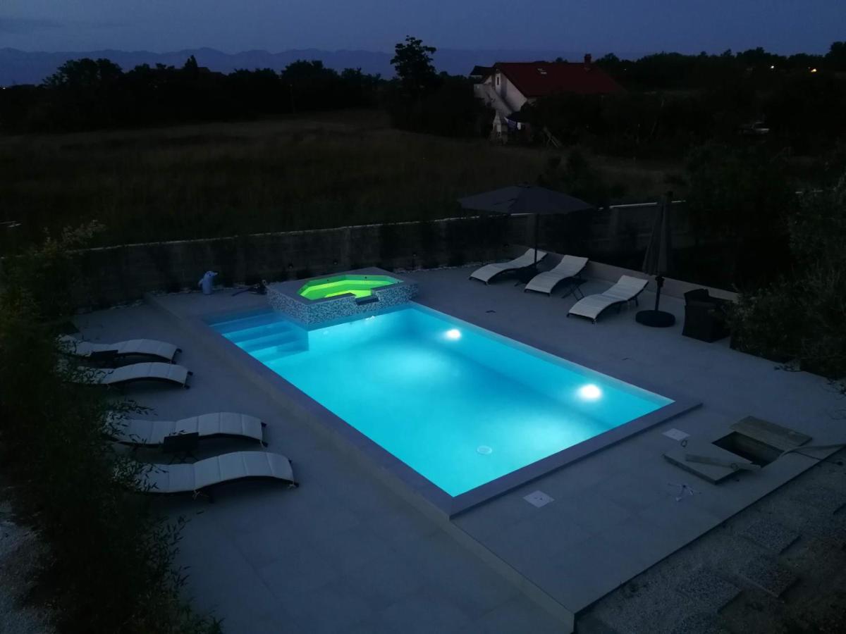 Villa Flora Maris Apartments Privlaka  Bagian luar foto