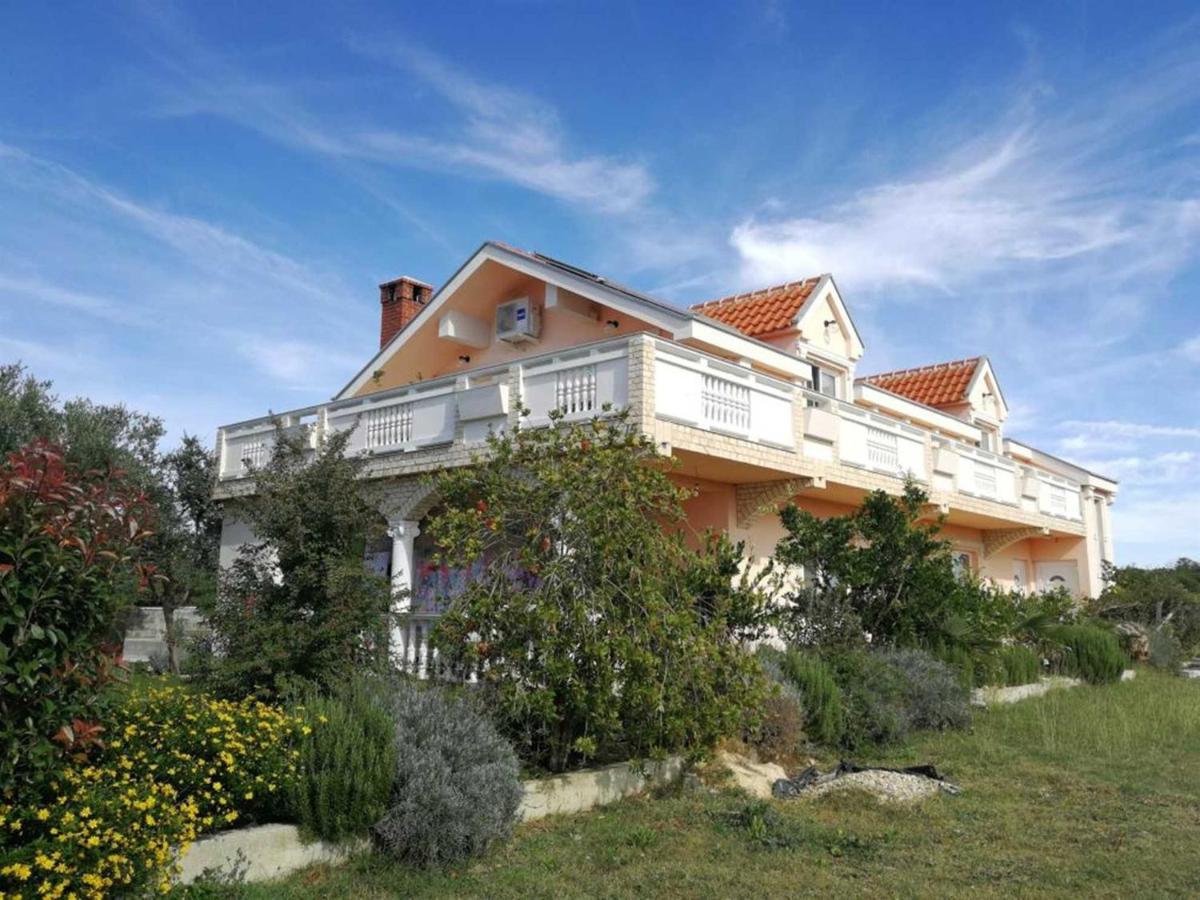 Villa Flora Maris Apartments Privlaka  Bagian luar foto
