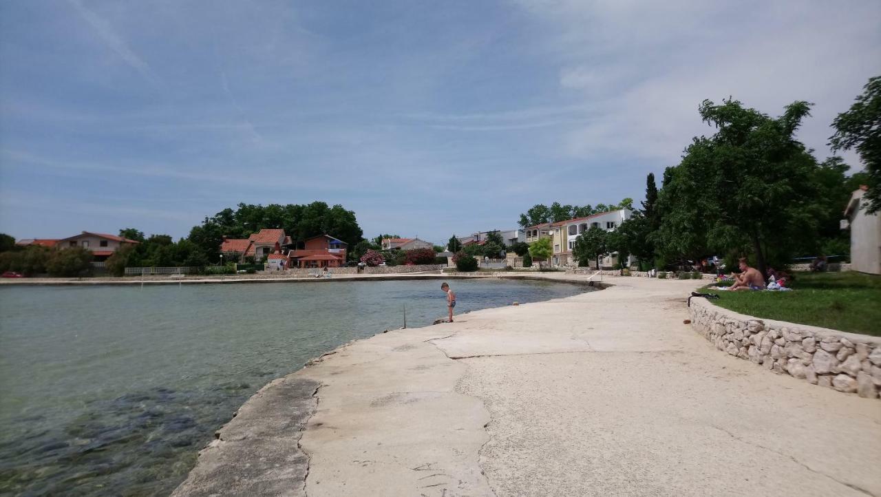 Villa Flora Maris Apartments Privlaka  Bagian luar foto